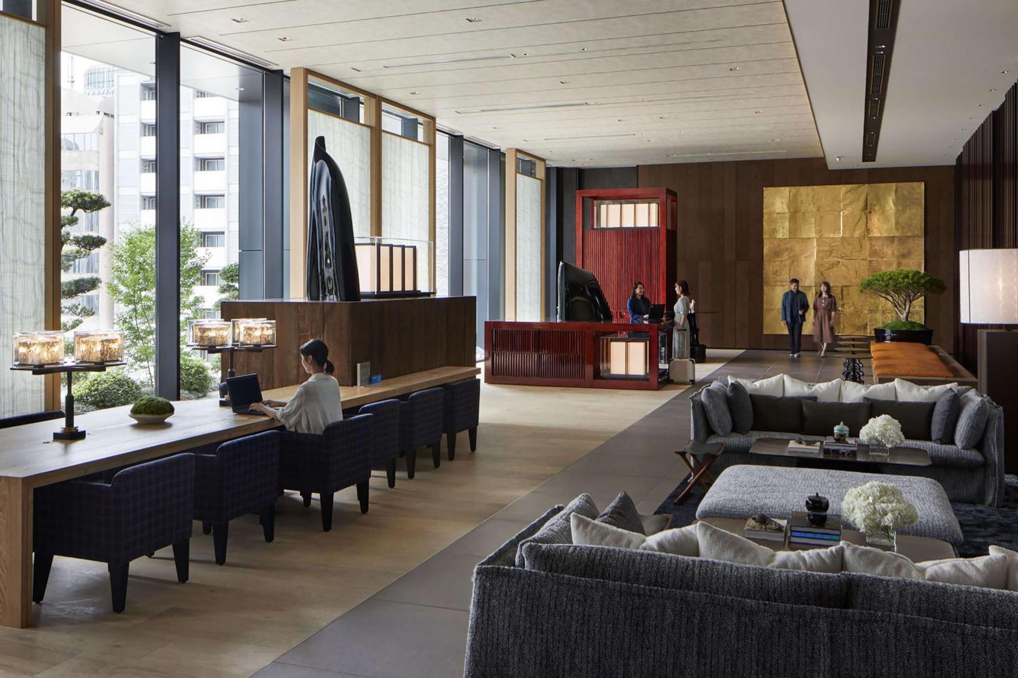 Hyatt Centric Kanazawa Esterno foto The Concourse
