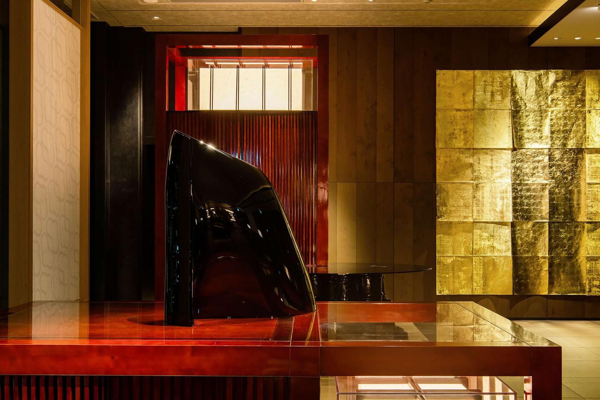 Hyatt Centric Kanazawa Esterno foto The lobby of the hotel